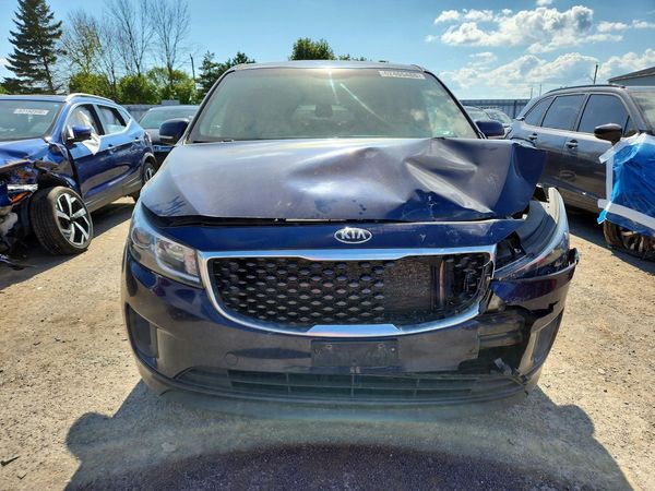 2018 KIA SEDONA LX