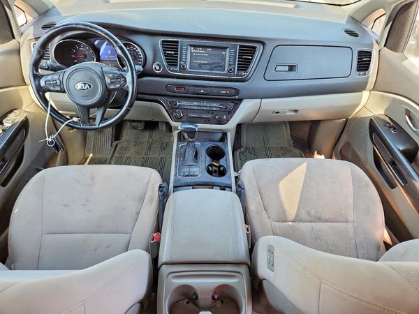 2018 KIA SEDONA LX