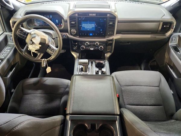 2025 FORD F150 XLT