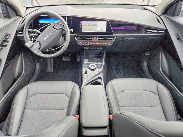 2024 KIA NIRO Wind