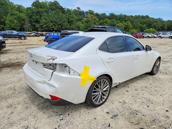 2016 LEXUS IS 300
