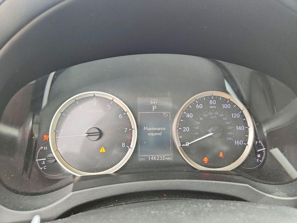 2016 LEXUS IS 300