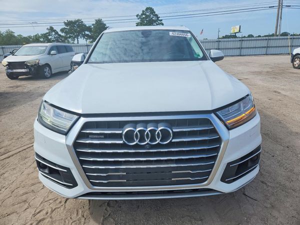 2018 AUDI Q7