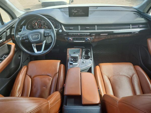 2018 AUDI Q7