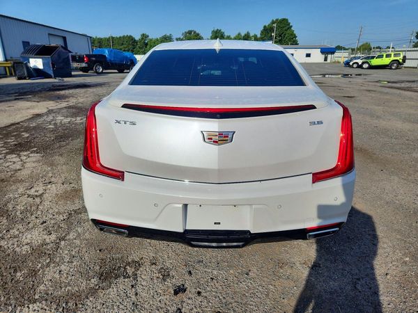 2019 CADILLAC XTS Luxury