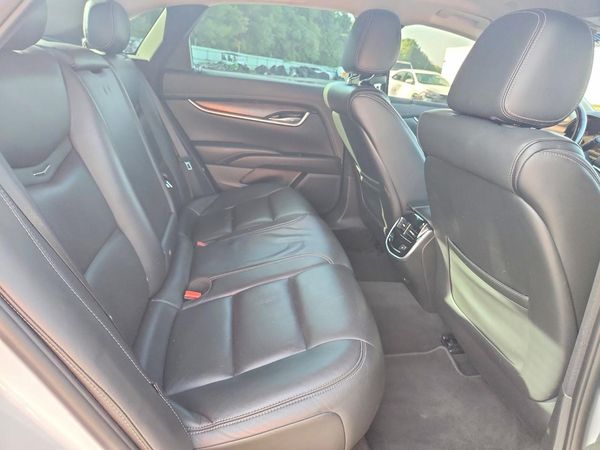 2019 CADILLAC XTS Luxury
