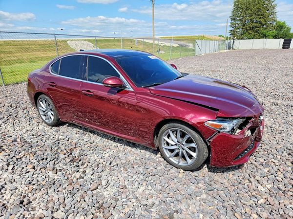 2017 ALFA ROMEO GIULIA AWD