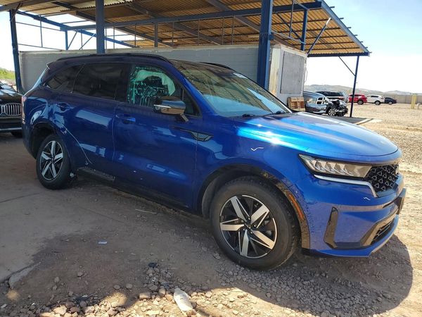 2022 KIA SORENTO S
