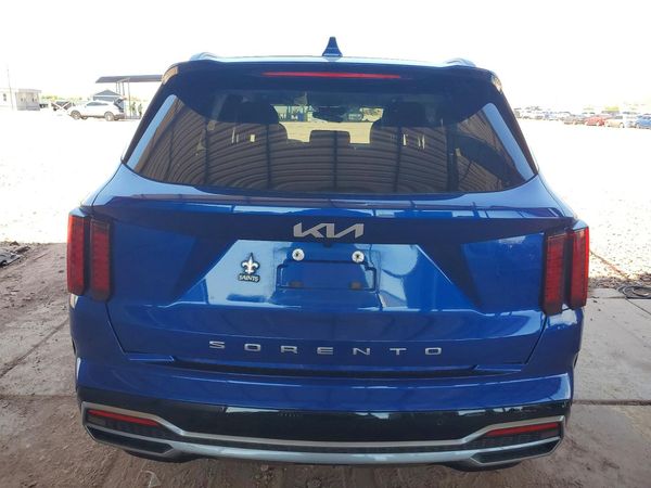 2022 KIA SORENTO S