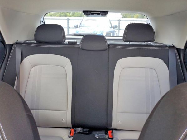 2023 HYUNDAI VENUE SEL, Limited