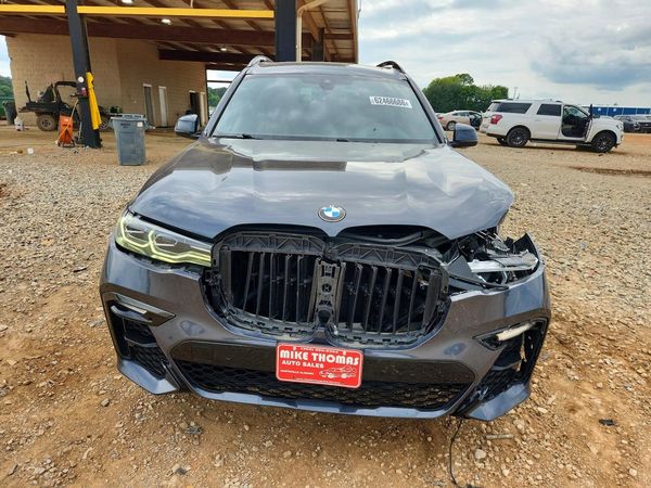 2019 BMW X7