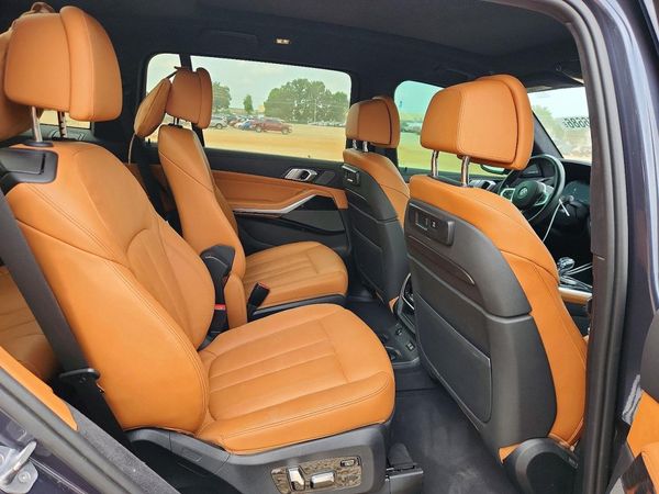 2019 BMW X7
