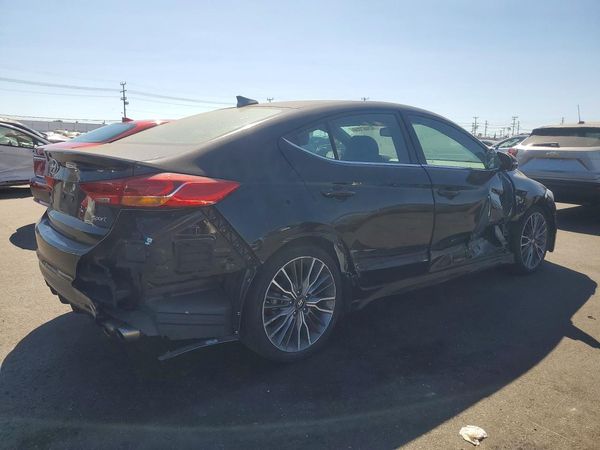 2018 HYUNDAI ELANTRA