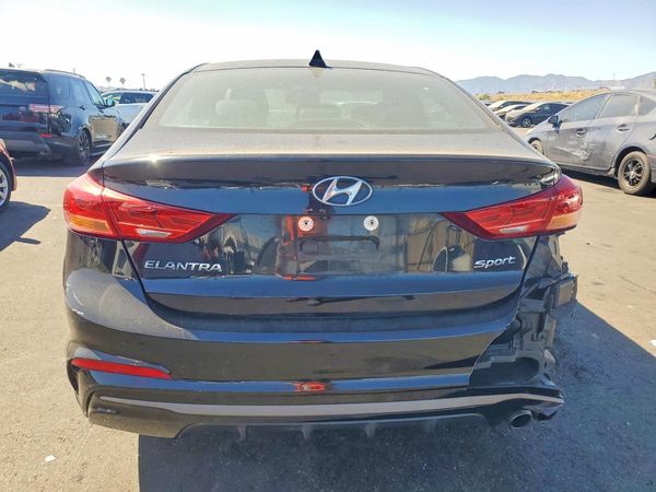 2018 HYUNDAI ELANTRA
