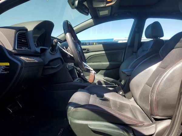 2018 HYUNDAI ELANTRA