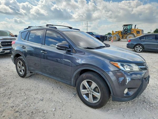 2015 TOYOTA RAV4