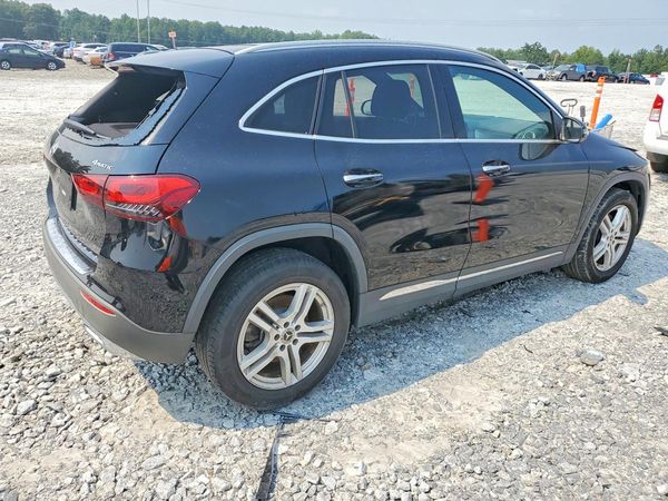2021 MERCEDES-BENZ GLA