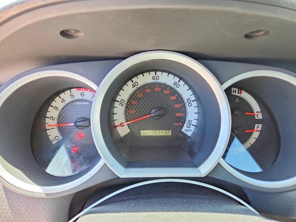 2012 TOYOTA TACOMA