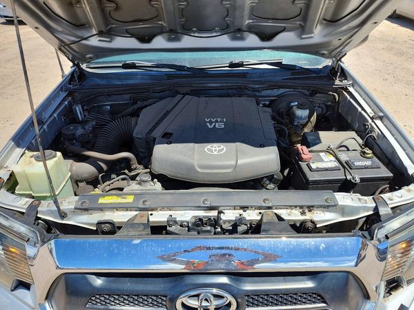 2012 TOYOTA TACOMA