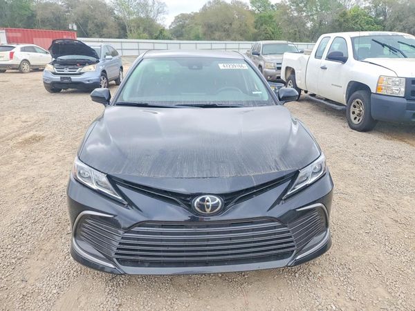 2023 TOYOTA CAMRY
