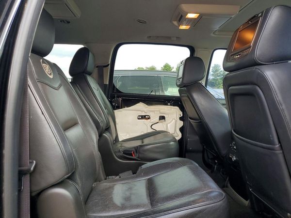 2012 CADILLAC ESCALADE ESV Platinum