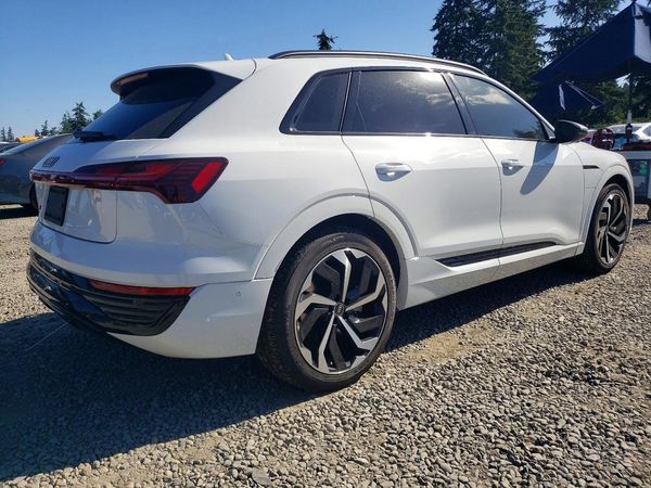 2024 AUDI Q8 E-TRON