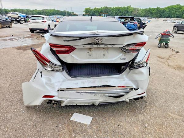 2019 TOYOTA CAMRY