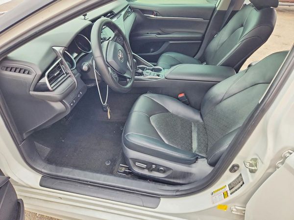 2019 TOYOTA CAMRY