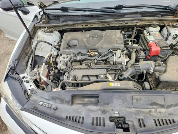 2019 TOYOTA CAMRY
