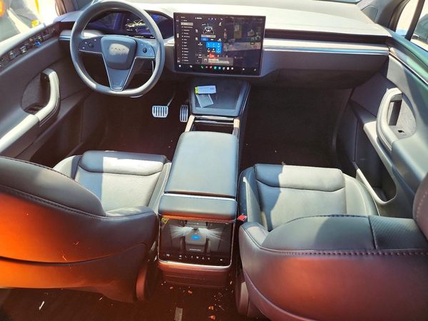 2023 TESLA MODEL X