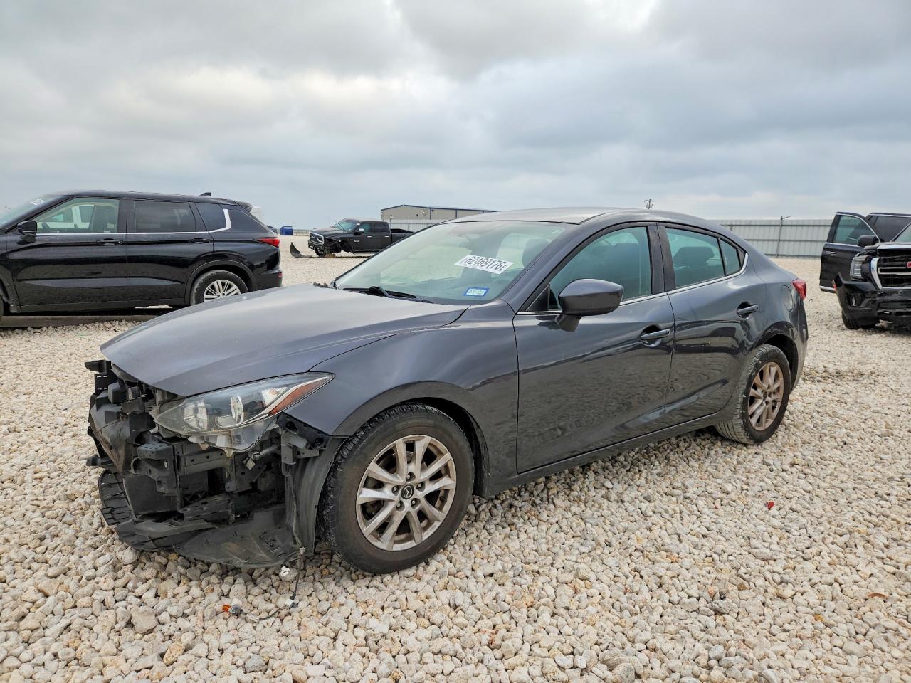 2016 MAZDA 3
