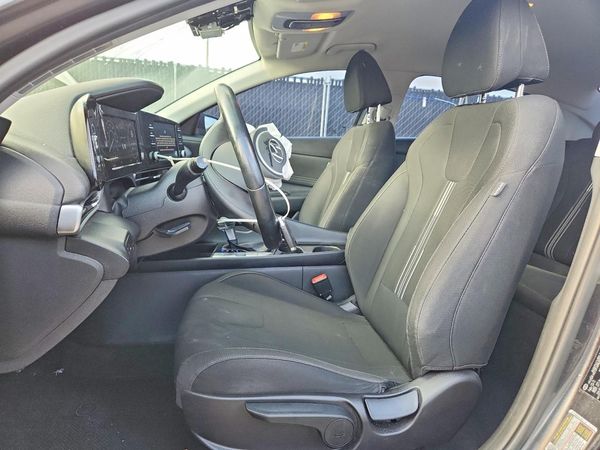 2021 HYUNDAI ELANTRA SEL w/ Convenience Pkg
