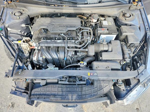 2021 HYUNDAI ELANTRA SEL w/ Convenience Pkg