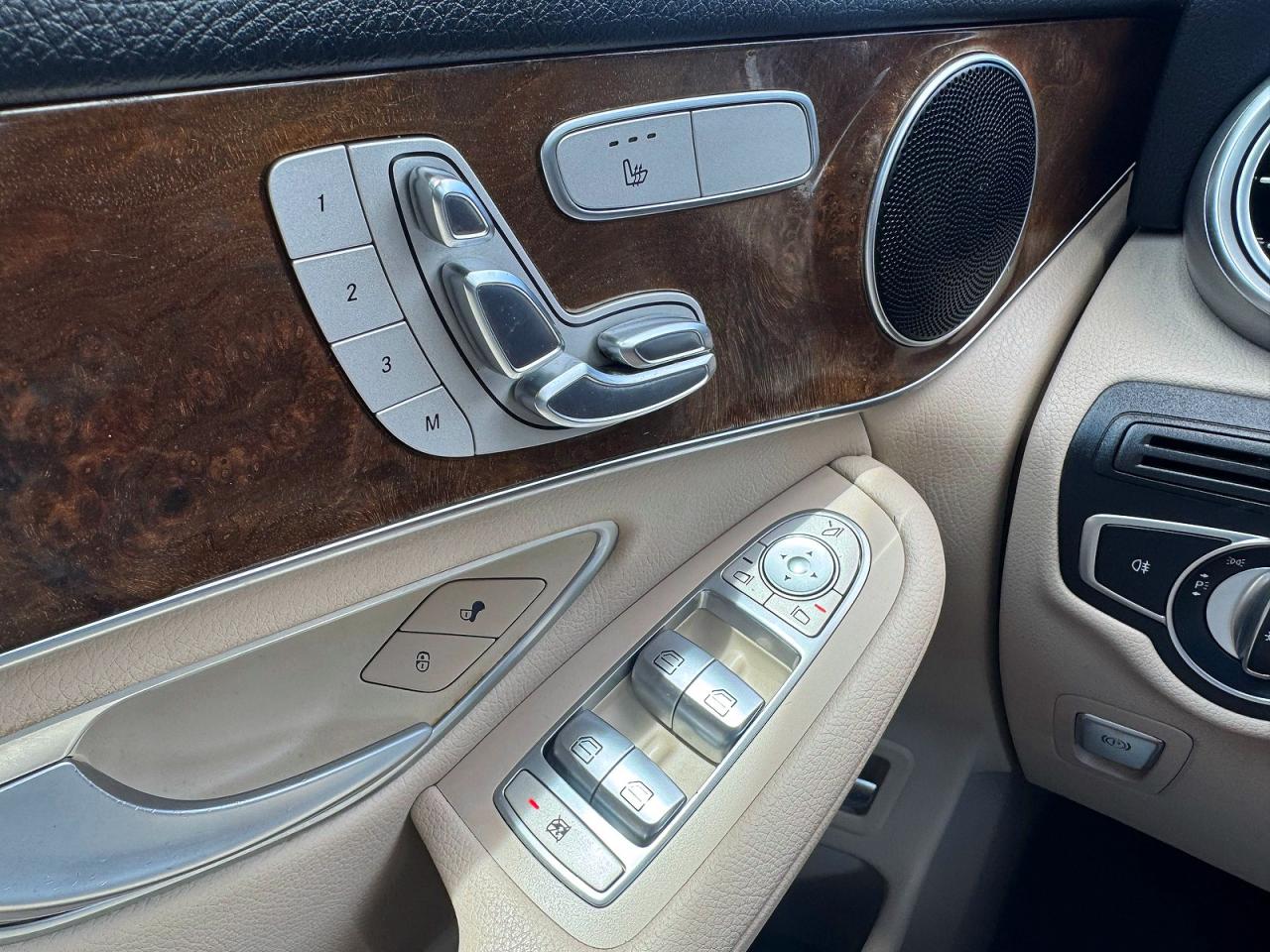 2017 MERCEDES-BENZ GLC GLC300 Base-4M