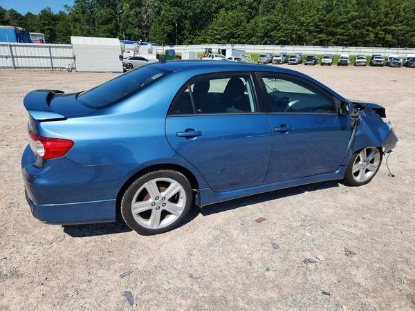 2013 TOYOTA COROLLA