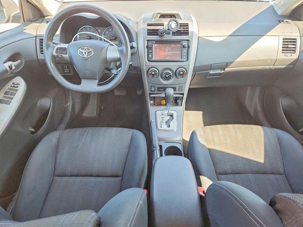 2013 TOYOTA COROLLA