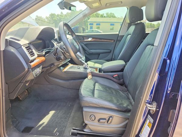 2018 AUDI Q5 quattro Premium Plus