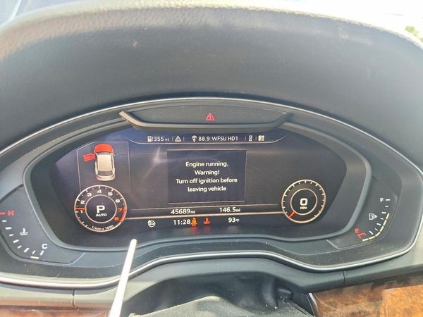 2018 AUDI Q5 quattro Premium Plus