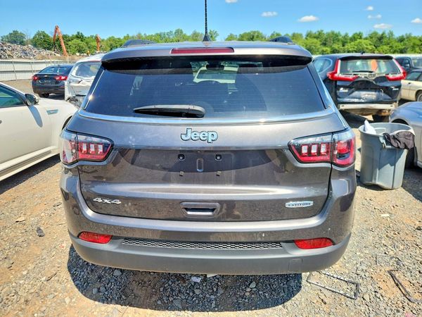 2023 JEEP COMPASS