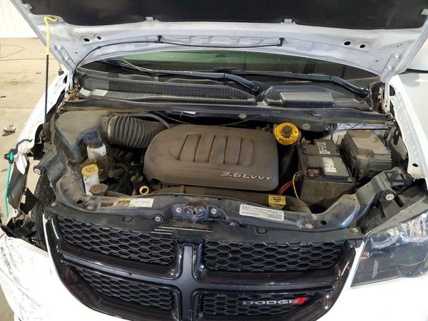 2018 DODGE GRAND CARAVAN SE