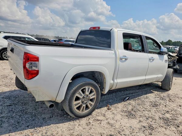 2014 TOYOTA TUNDRA Platinum