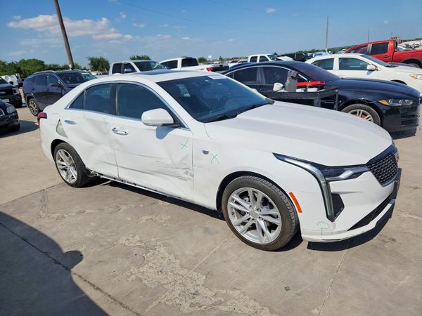 2022 CADILLAC CT4 Luxury+