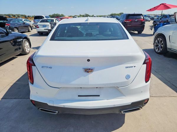2022 CADILLAC CT4 Luxury+