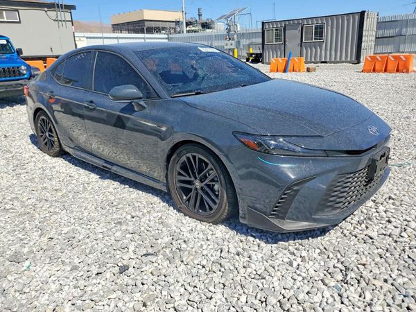 2025 TOYOTA CAMRY
