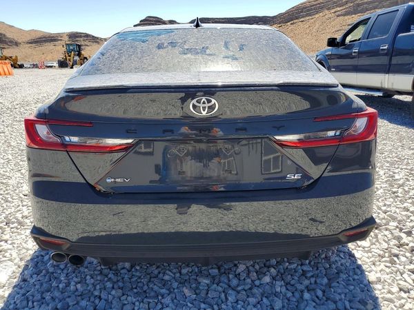 2025 TOYOTA CAMRY