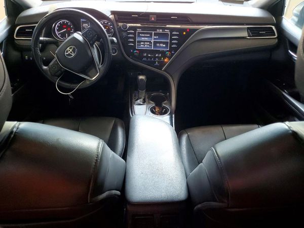 2018 TOYOTA CAMRY