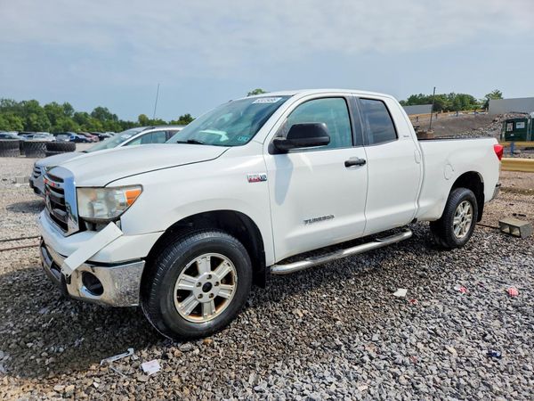 2012 TOYOTA TUNDRA SR5