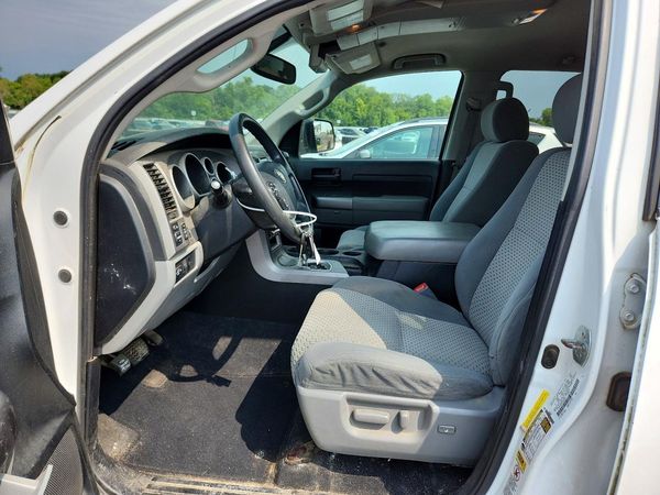 2012 TOYOTA TUNDRA SR5