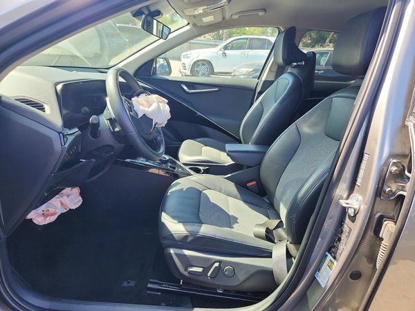2024 KIA NIRO Wind