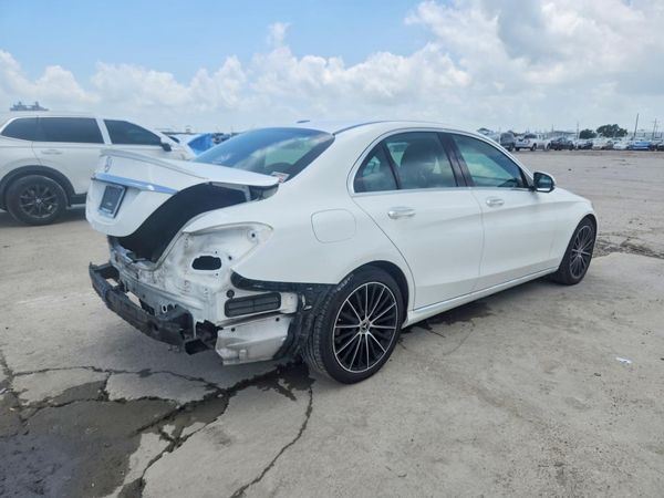 2019 MERCEDES-BENZ C C300